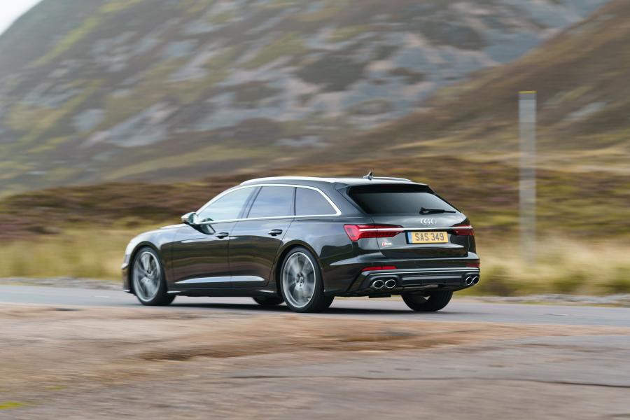  Audi S6 Avant TDI (C8) 2019 года  (UK) (фото 12 из 42)